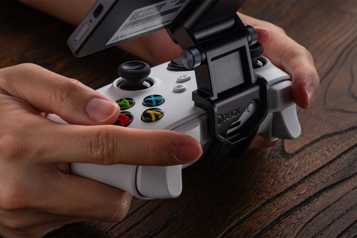 8BitDo Phone Clip Stand for Xbox, Pro 2, SN30 Pro, Ultimate 2