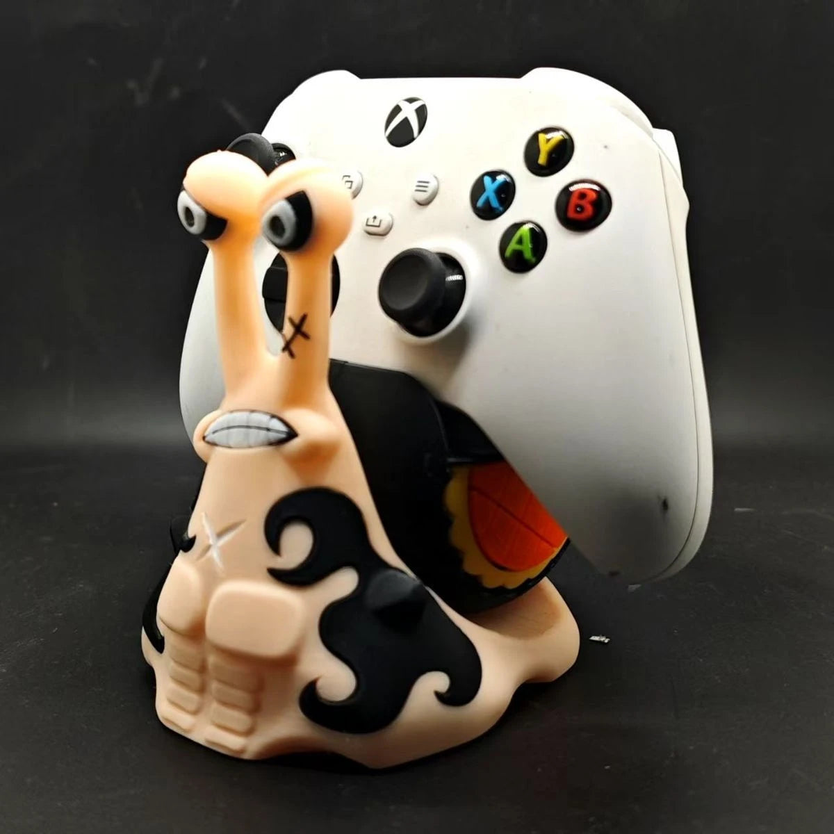 Luffy Zoro Gamepad Holder for PS4/PS5/Xbox/Switch, Den Den Mushi